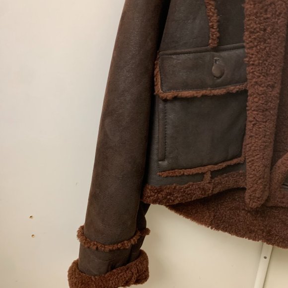 Robrik Dark Brown Cropped Shearling - Picture 3 of 5